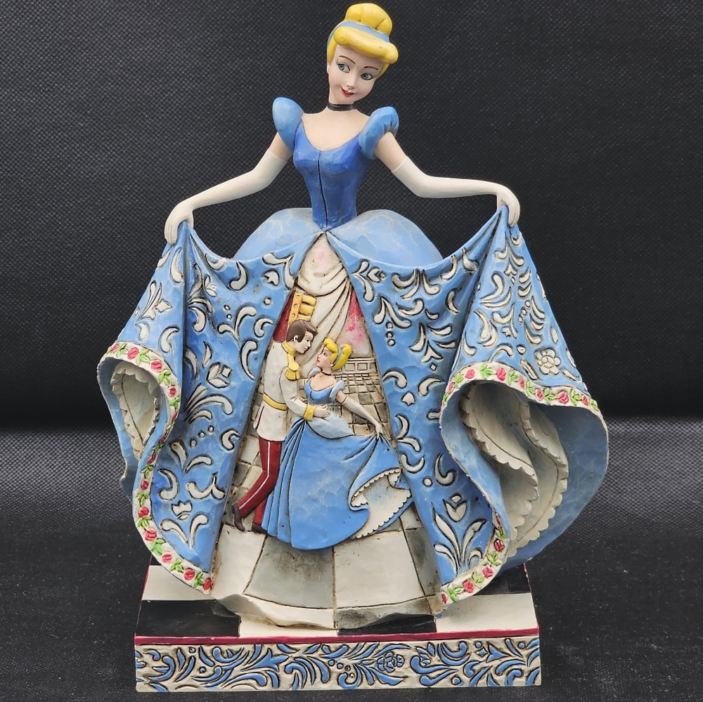 Jim Shore "Romantic Waltz" Disney Showcase Cinderella Figurine #4007216